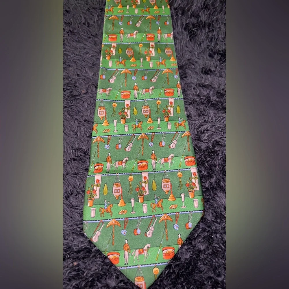 Salvatore Ferragamo Tie - Picture 2 of 8